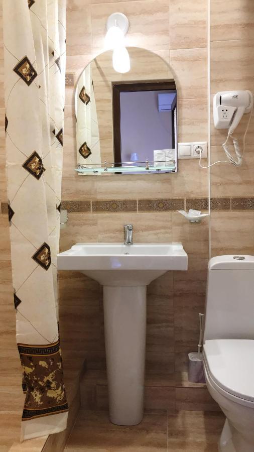 Hotel In Sukhum Szuhumi Kültér fotó