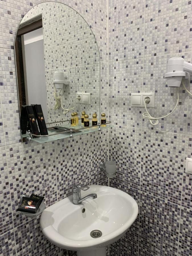 Hotel In Sukhum Szuhumi Kültér fotó