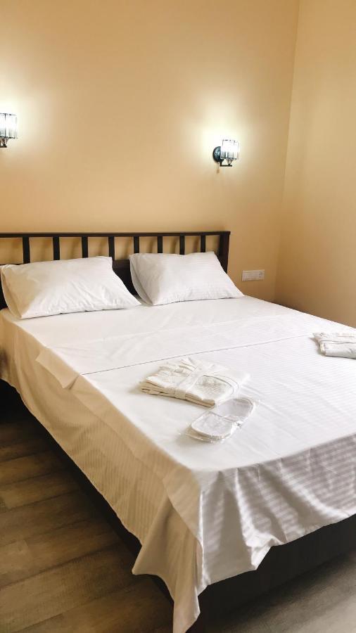 Hotel In Sukhum Szuhumi Kültér fotó